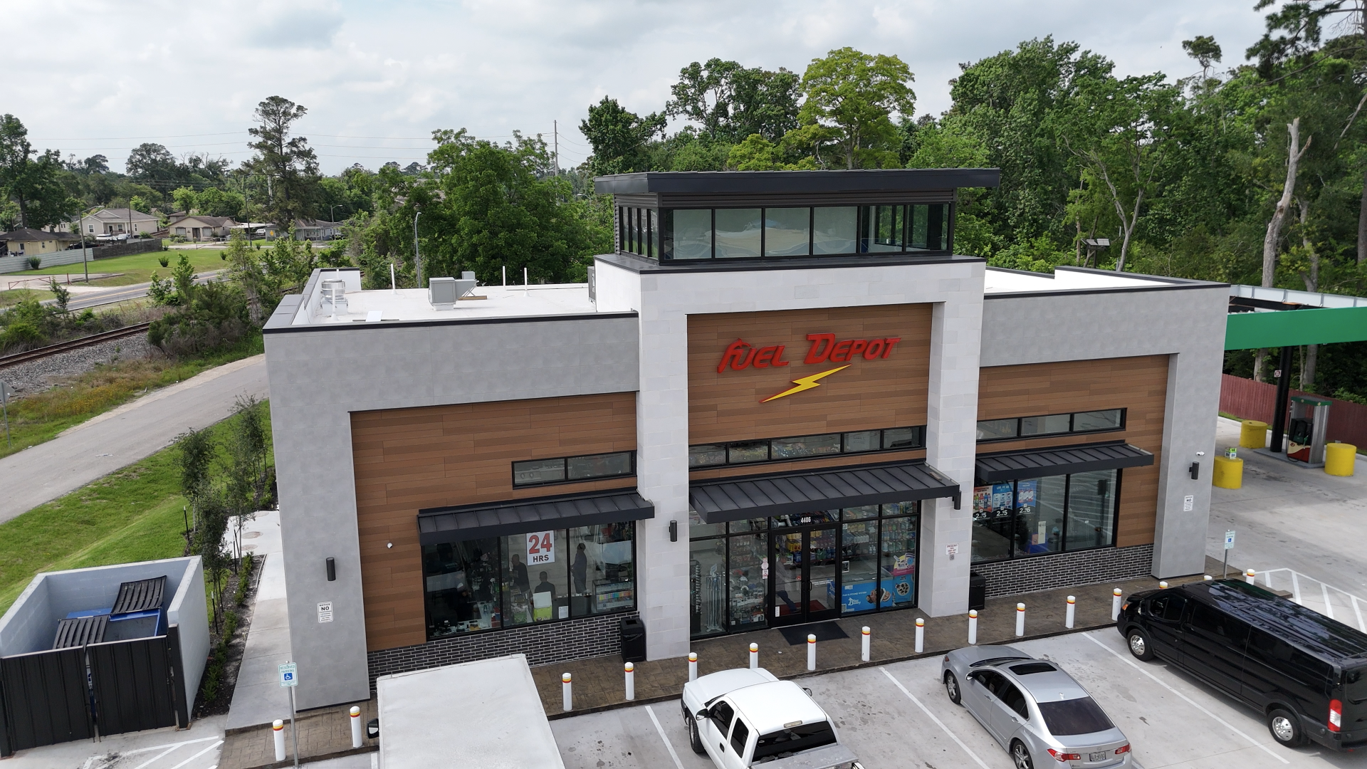 Site and building progress at the Tidwell gas station
